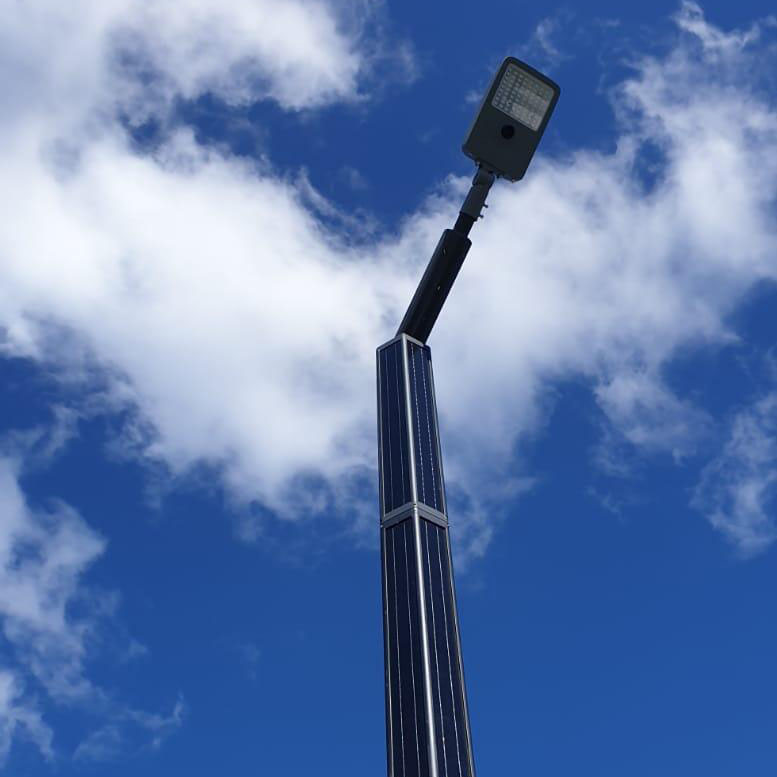 vertical solar street light